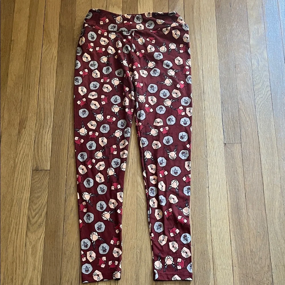 LuLaroe Patterned O/S Leggings - Maroon Owl/Deer Design RARE - Picture 5 of 5